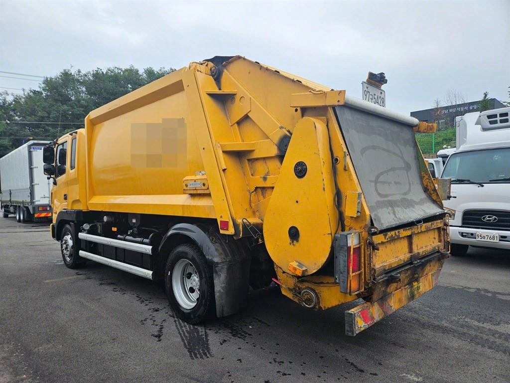 medium and large cargo apChoukJingae - Vista 7