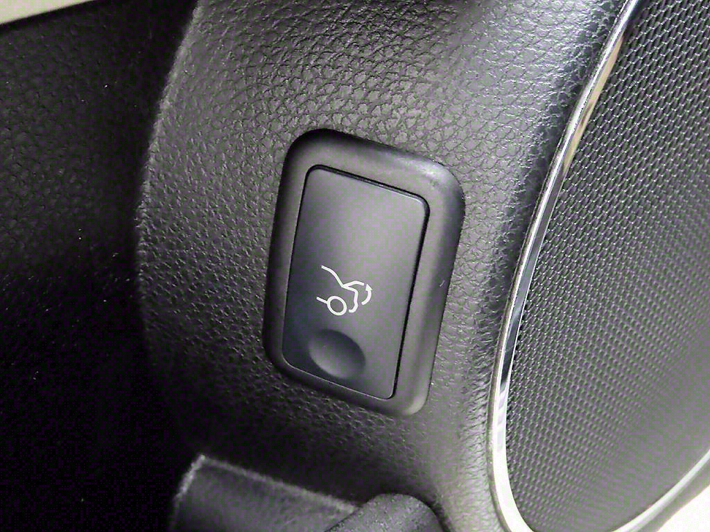 Mercedes Benz C Class 2009 Blanco - Importación desde Corea - HF Imports Iquique - Foto 17