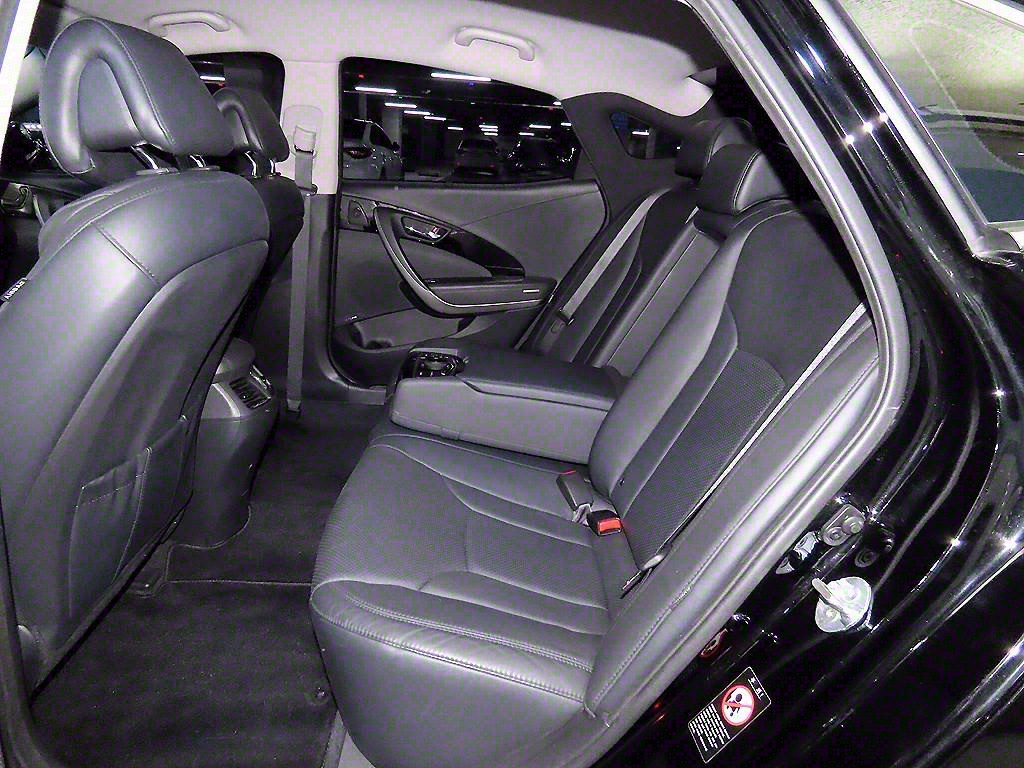 HYUNDAI Grandeur - Vista 7