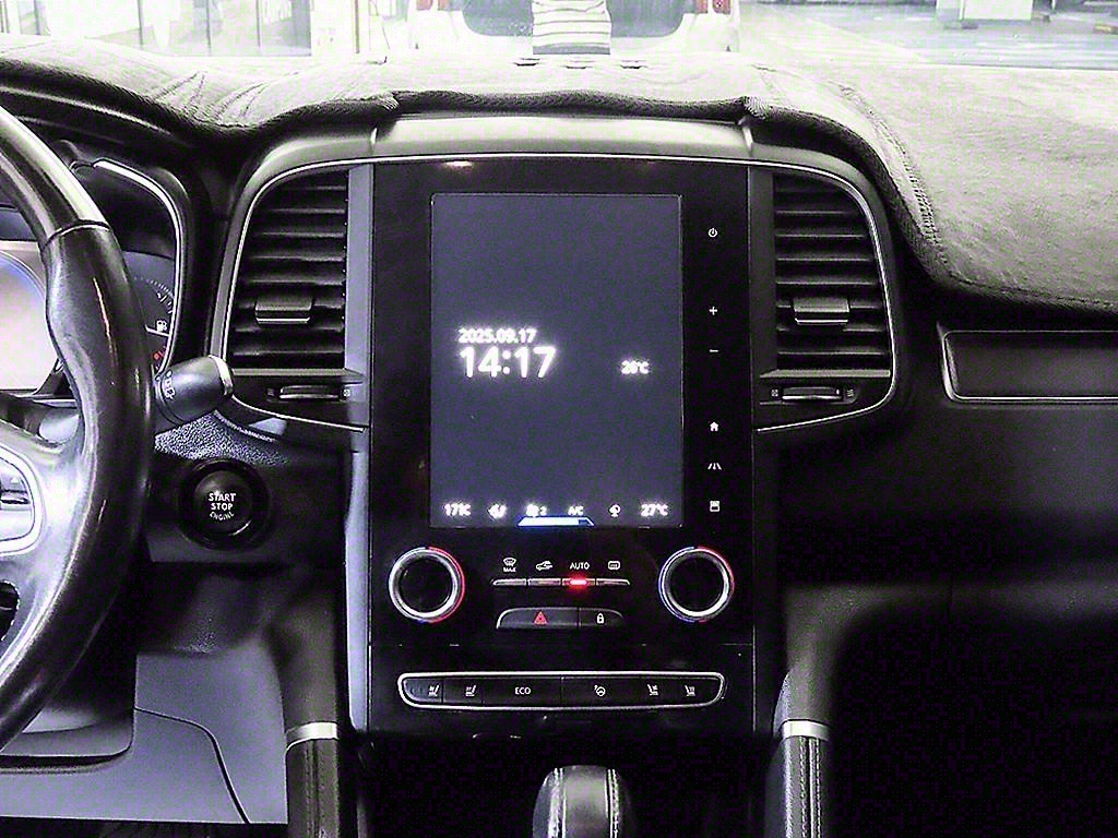 SAMSUNG QM6 - Vista 11