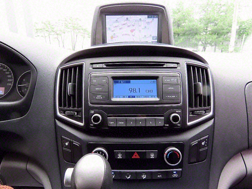 HYUNDAI Starex 2018 Blanco - Importación desde Corea - HF Imports Iquique - Foto 13