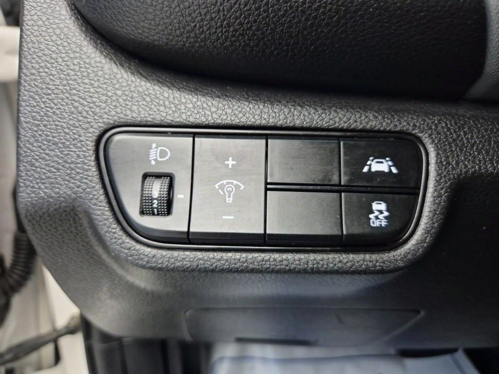 KIA Seltos 2023 Blanco - Importación desde Corea - HF Imports Iquique - Foto 15