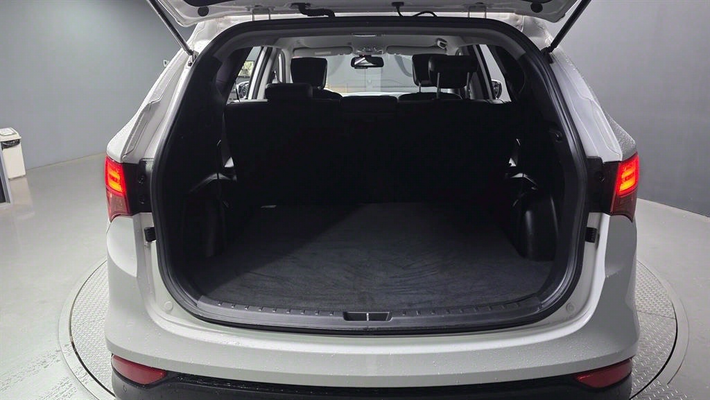 HYUNDAI Santa Fe - Vista 12