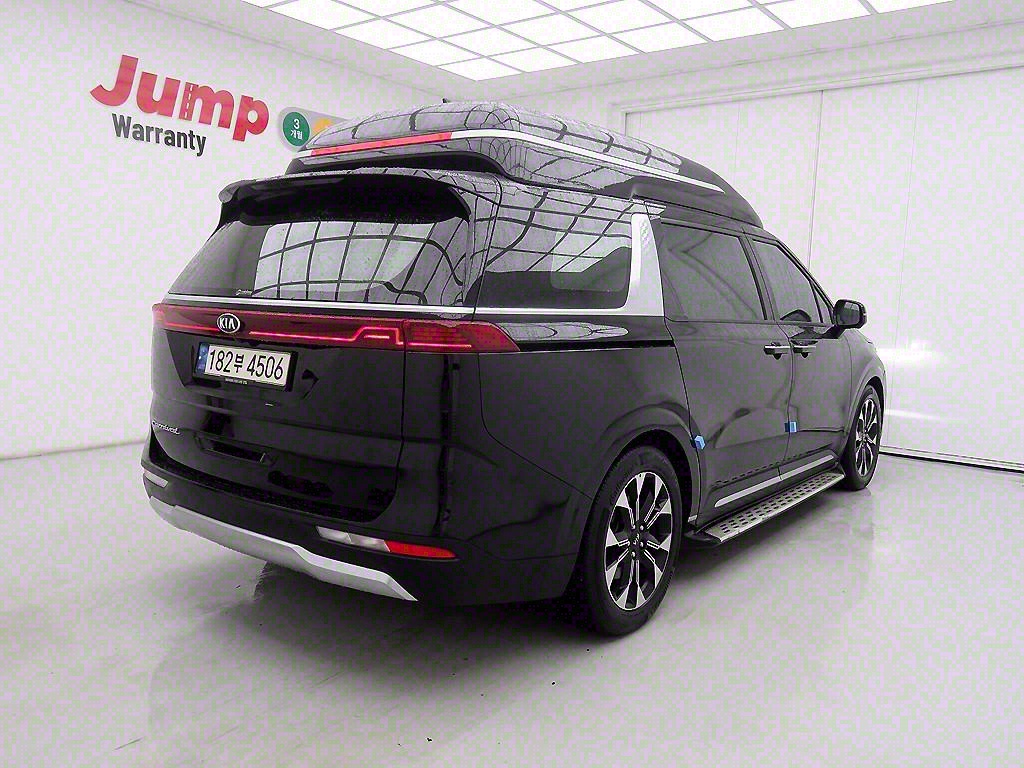 KIA Carnival - Vista 4