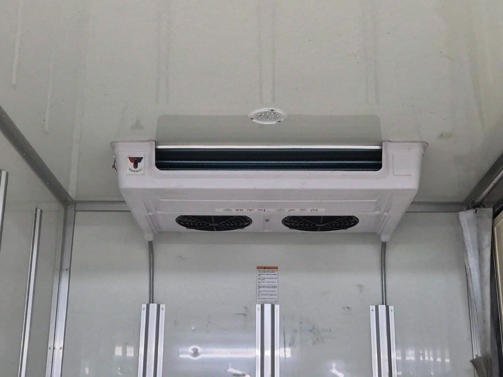 Small Truck Freezer Box(High Deck) 2019 Blanco - Importación desde Corea - HF Imports Iquique - Foto 16