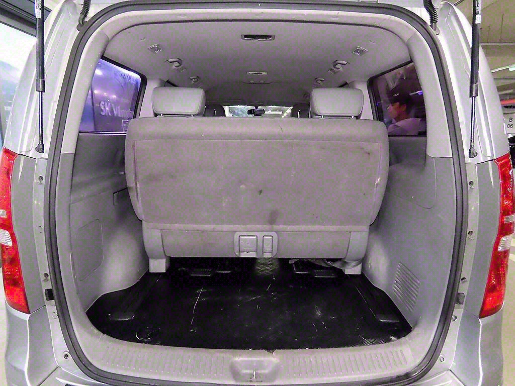 HYUNDAI Starex 2016 Plateado - Importación desde Corea - HF Imports Iquique - Foto 16