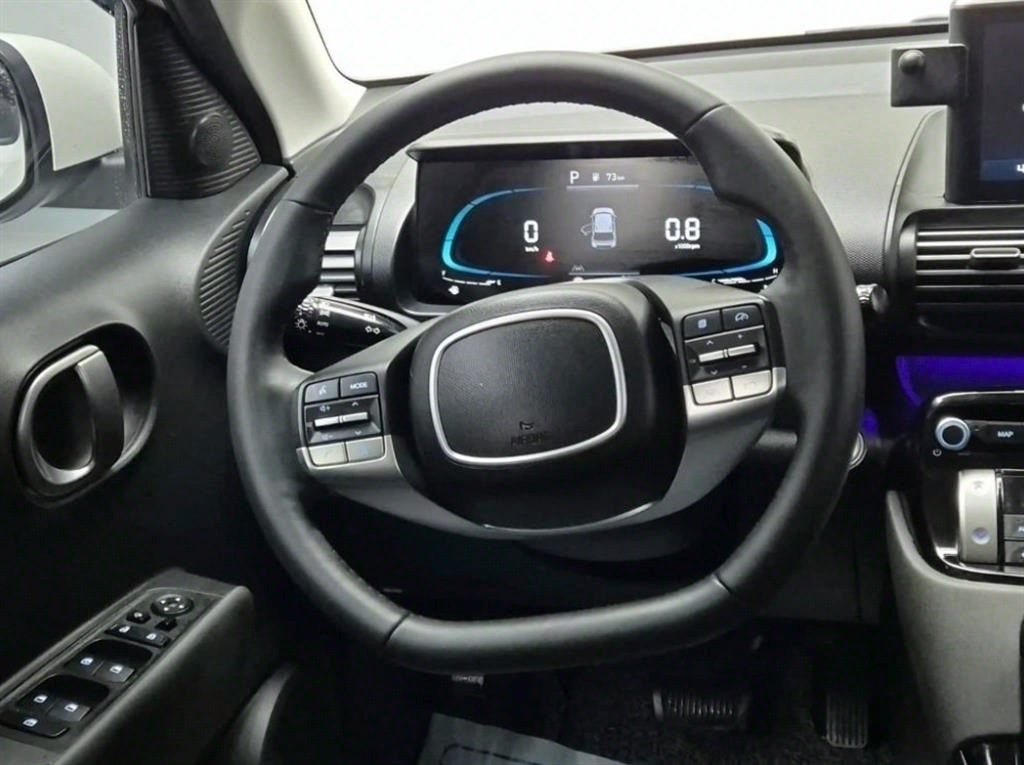 HYUNDAI Casper - Vista 9