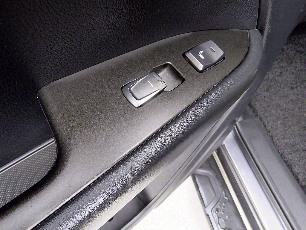 Ssangyong Rexton - Vista 9