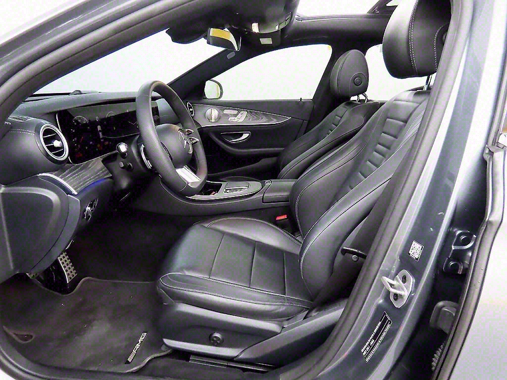 Mercedes Benz E class - Vista 5