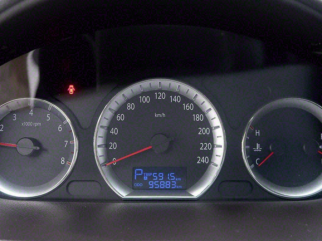 HYUNDAI Sonata - Vista 11