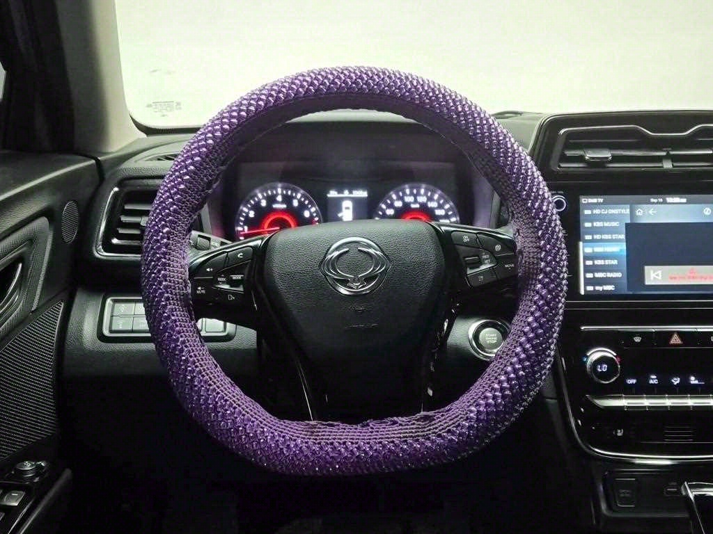 Ssangyong Tivoli - Vista 9