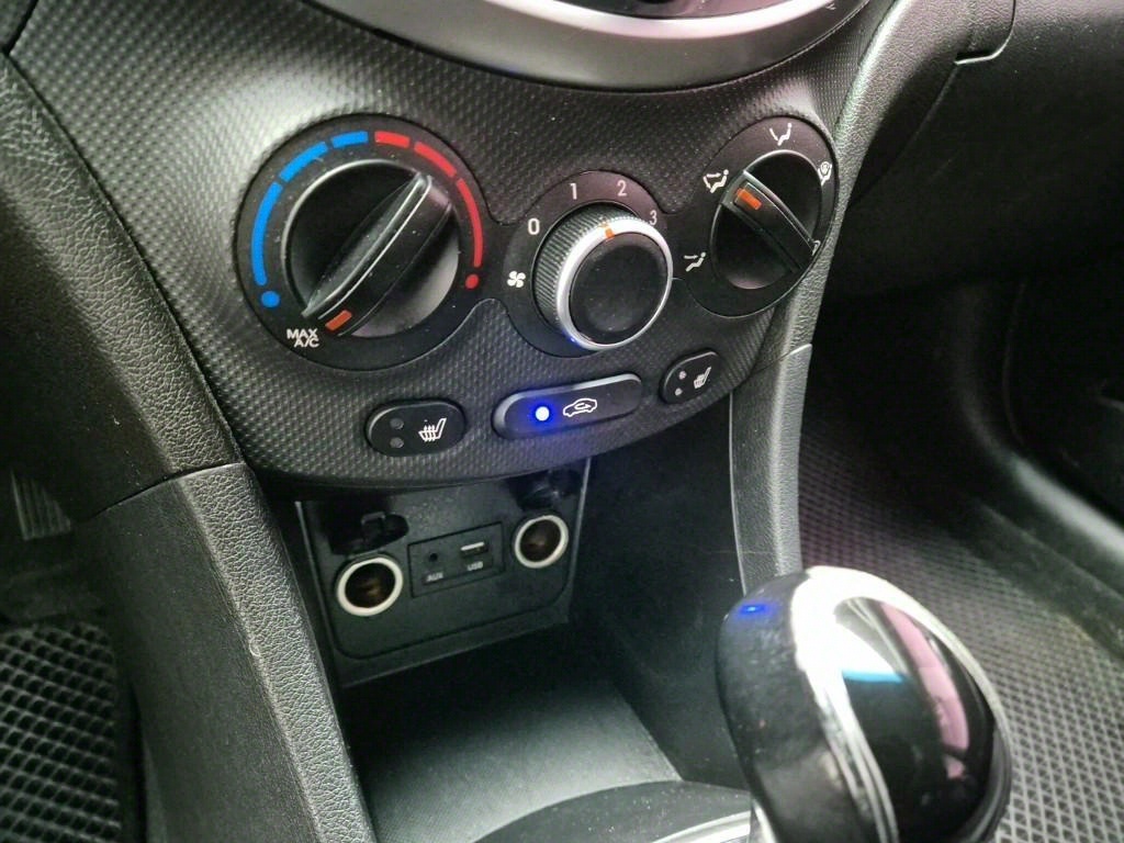 HYUNDAI Accent 2019 Blanco - Importación desde Corea - HF Imports Iquique - Foto 13