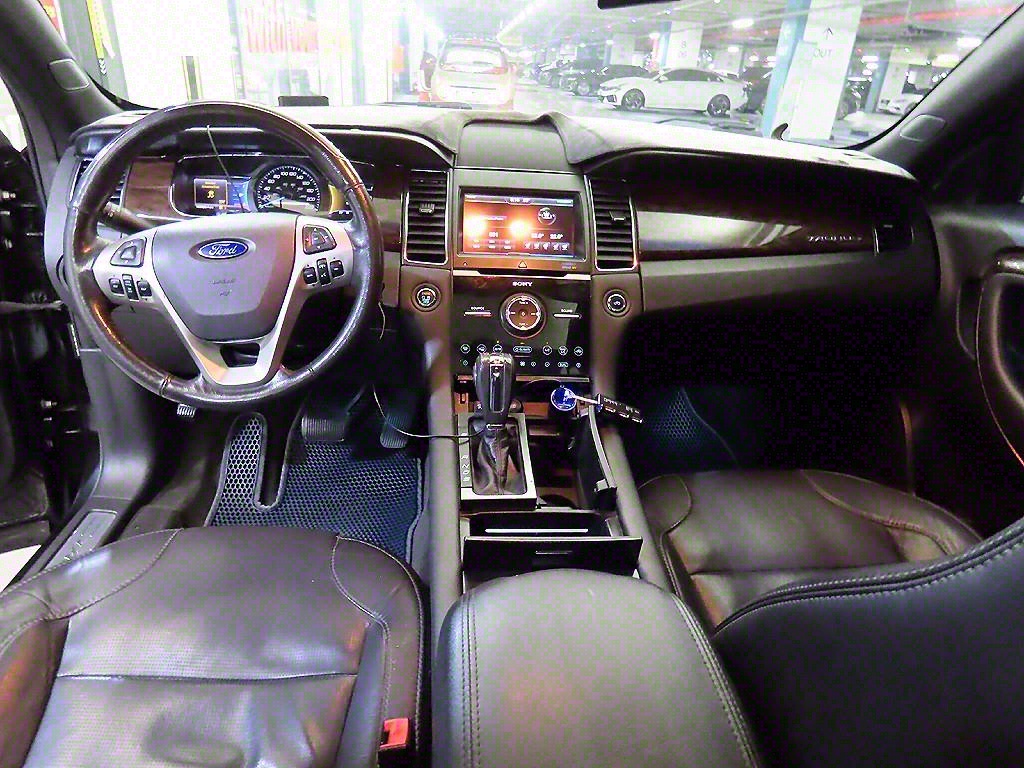 Ford Torus - Vista 10