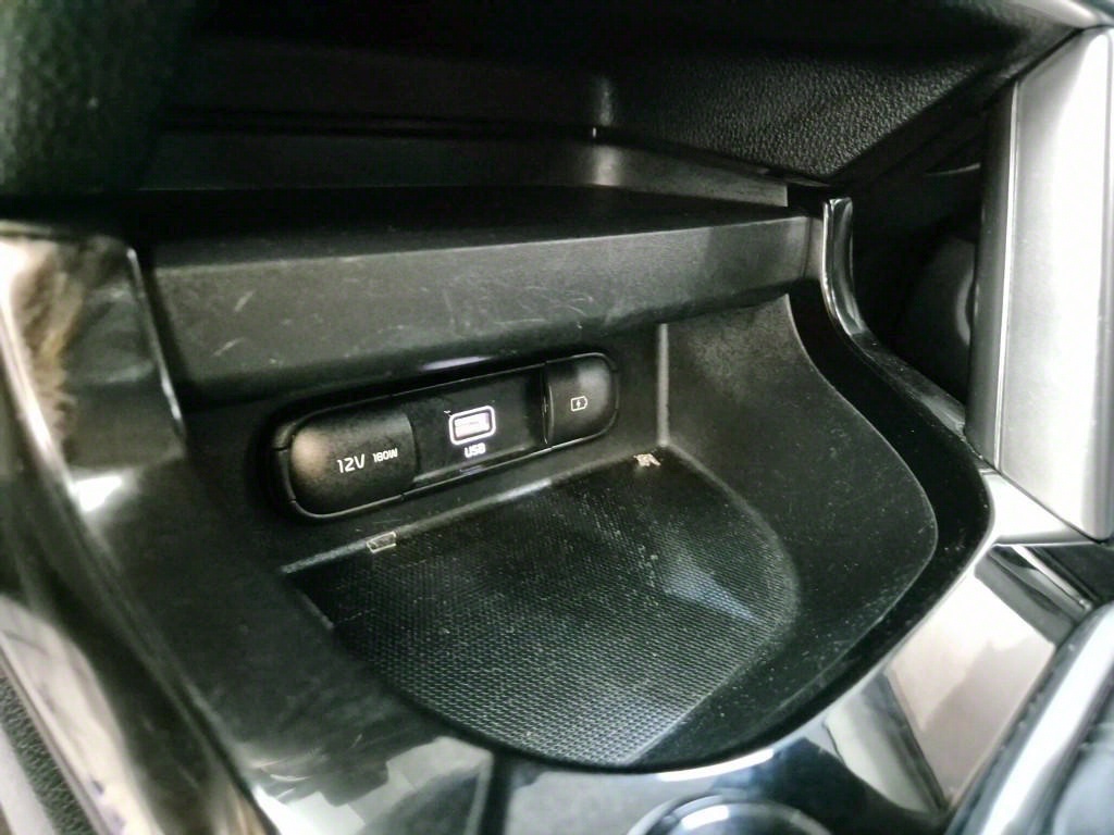 KIA Seltos 2023 Blanco - Importación desde Corea - HF Imports Iquique - Foto 17