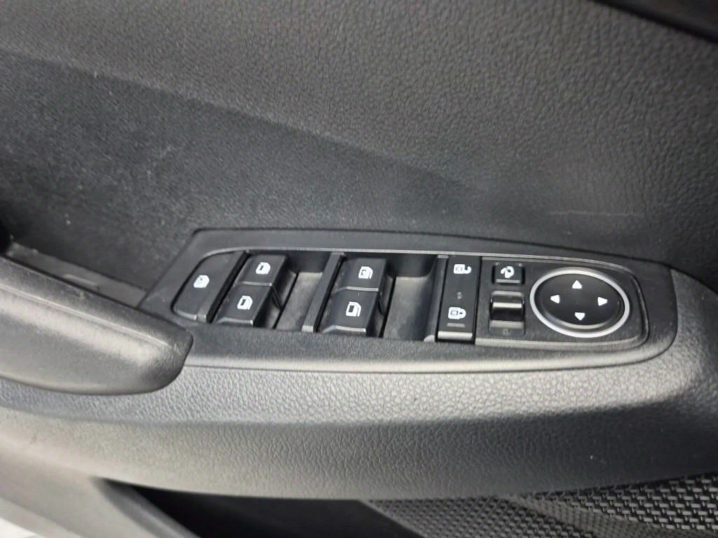 KIA Seltos 2023 Blanco - Importación desde Corea - HF Imports Iquique - Foto 18