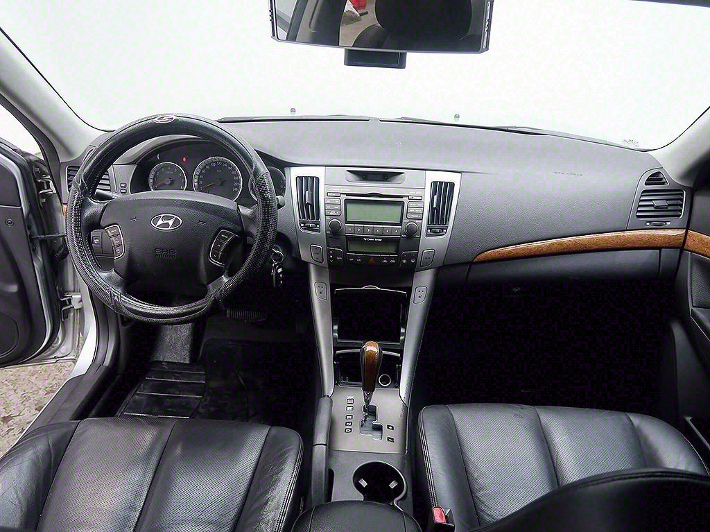 HYUNDAI Sonata - Vista 9