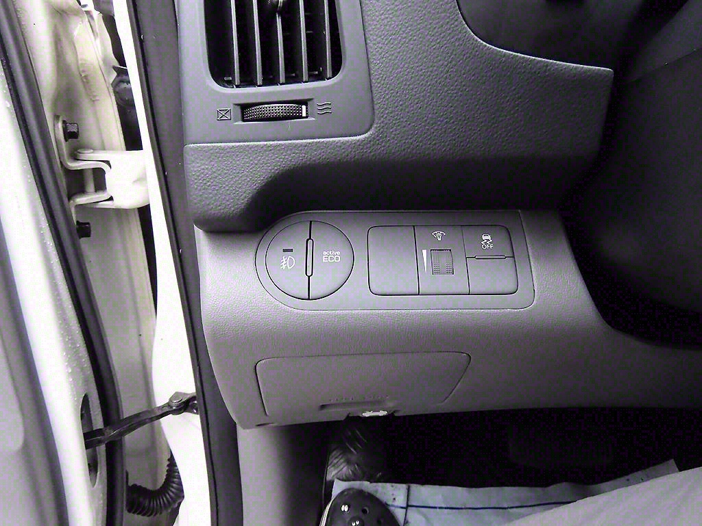 HYUNDAI Starex - Vista 12