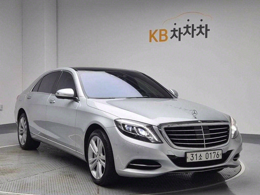 Mercedes Benz S Class - Vista 4