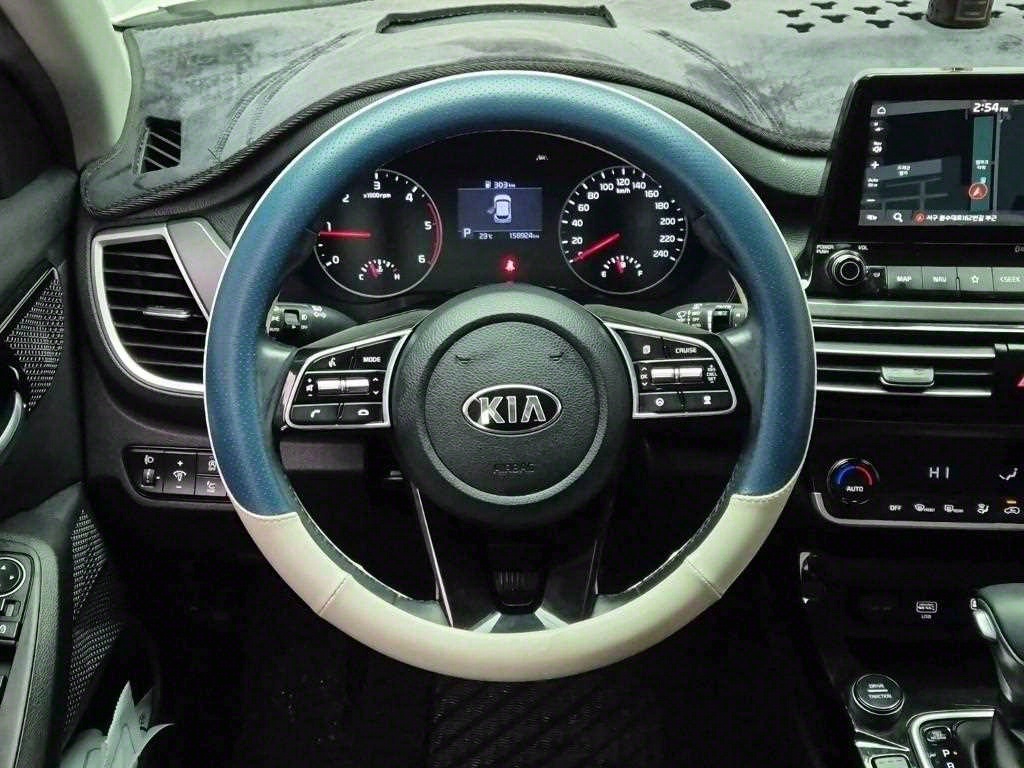 KIA Seltos - Vista 9