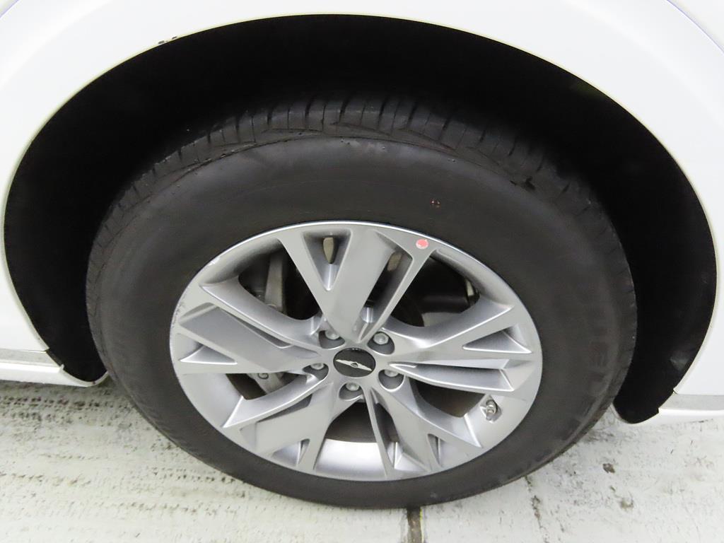 Genesis GV70 2025 Blanco - Importación desde Corea - HF Imports Iquique - Foto 20