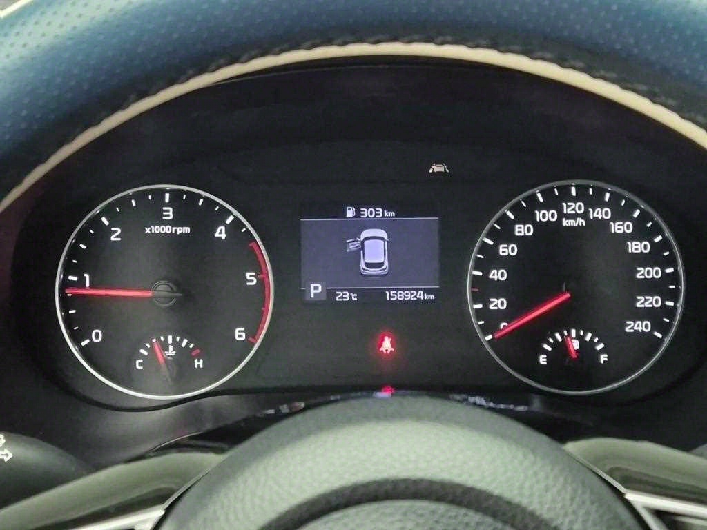 KIA Seltos - Vista 6