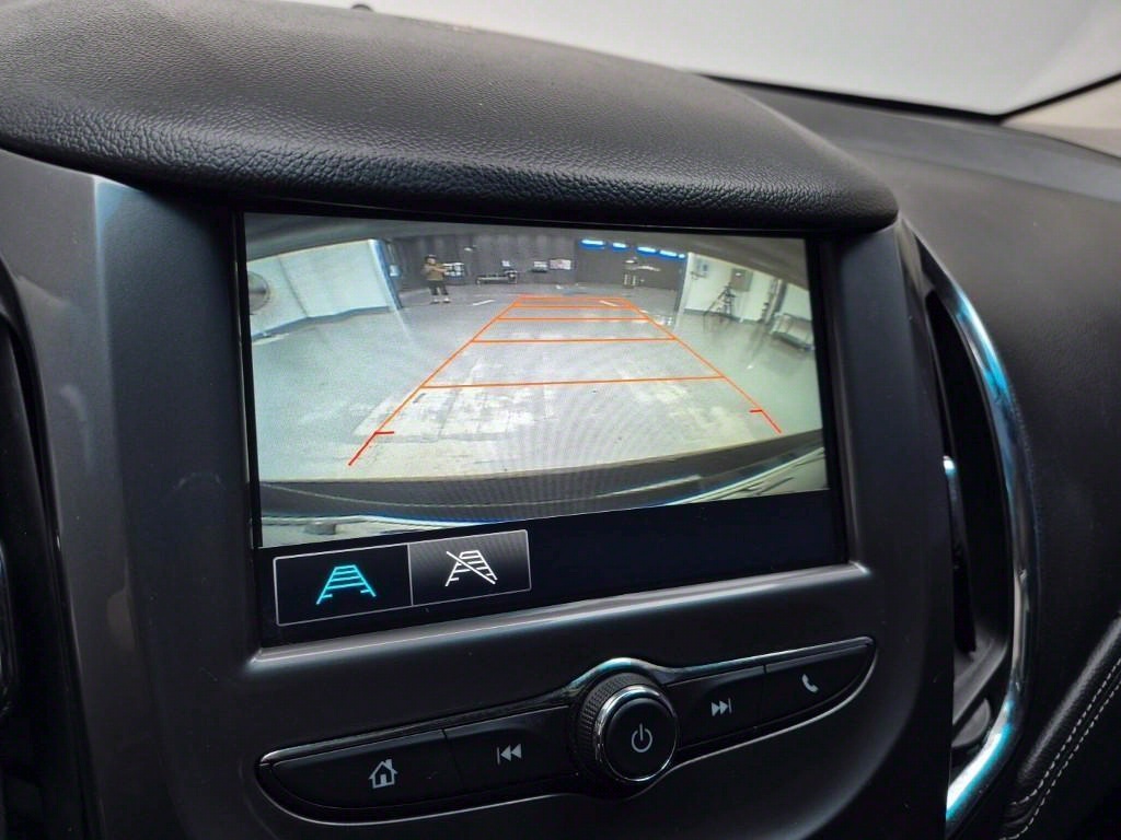 Chevrolet Cruise - Vista 10