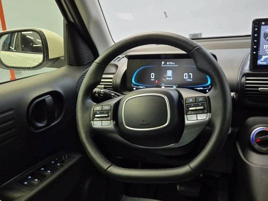 HYUNDAI Casper - Vista 9