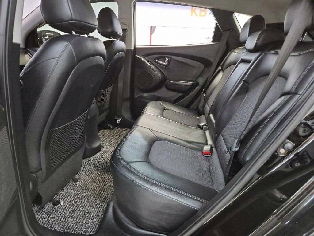 HYUNDAI Tucson - Vista 12