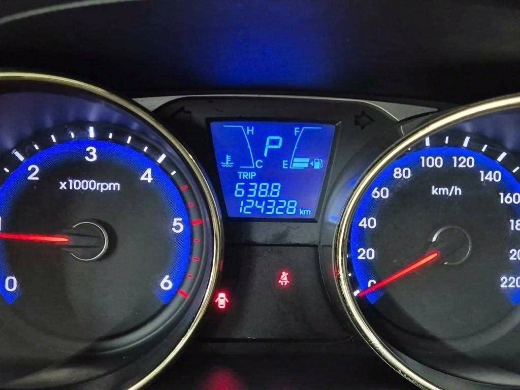 HYUNDAI Tucson - Vista 6