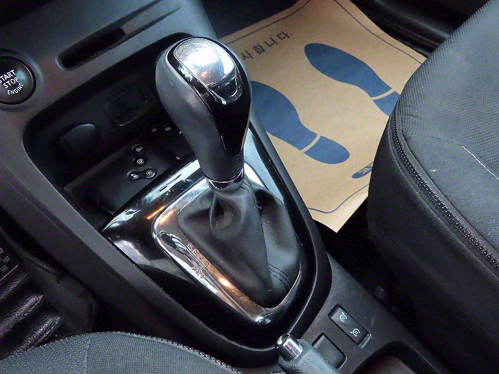 SAMSUNG QM3 - Vista 9