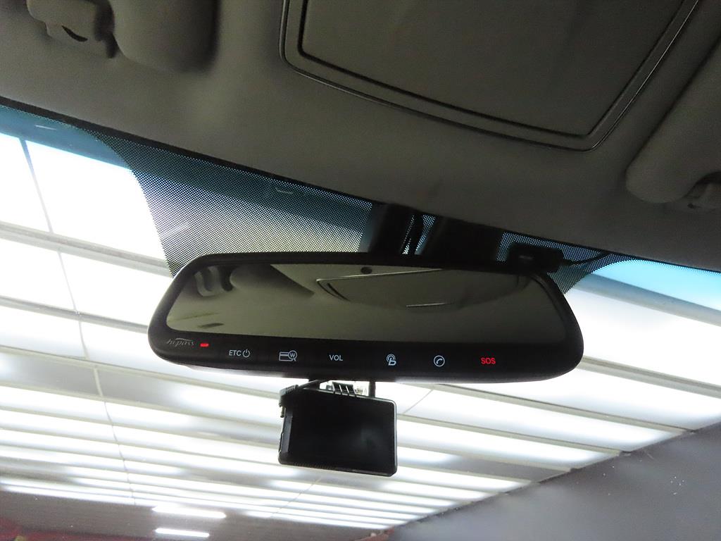 HYUNDAI Equus - Vista 12