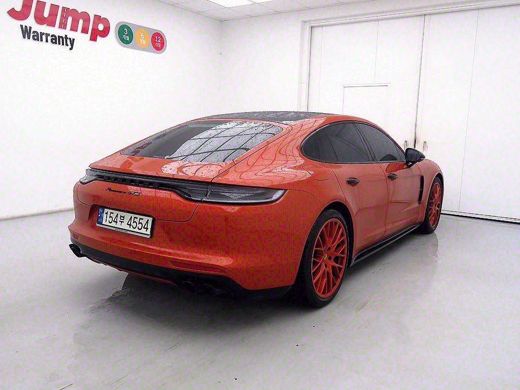 Porsche Panamera - Vista 4