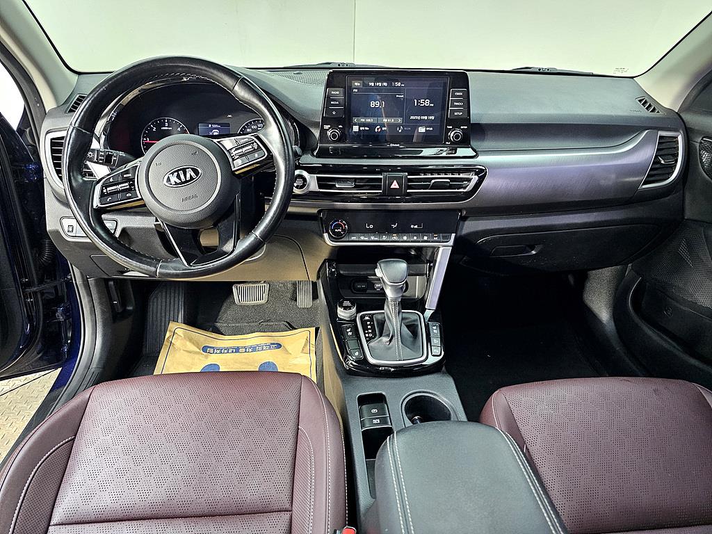 KIA Seltos - Vista 5