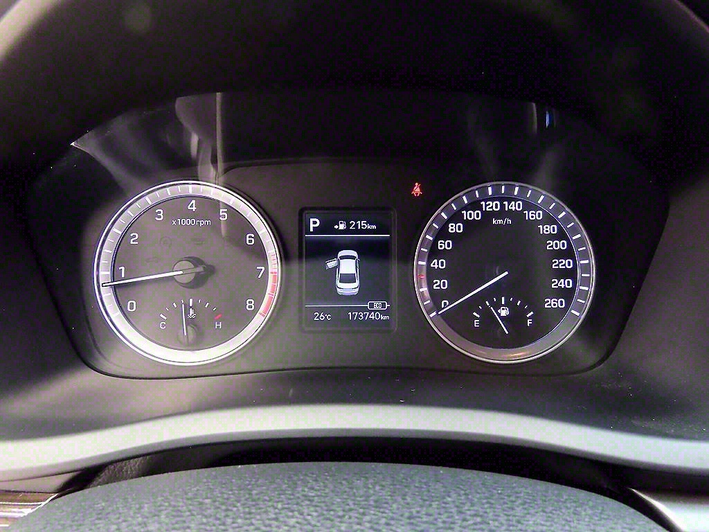 HYUNDAI Sonata - Vista 9