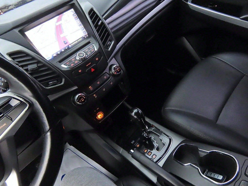 Ssangyong Korando - Vista 7