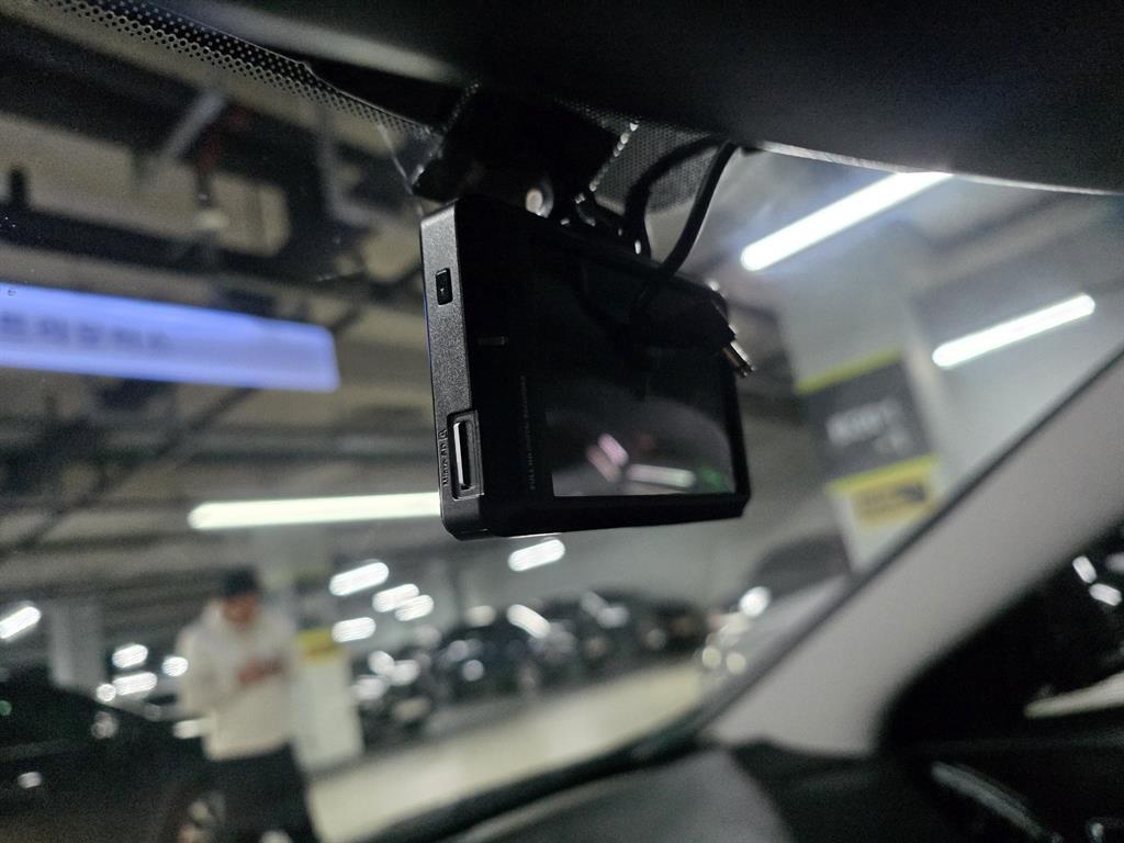 HYUNDAI Grandeur 2016 Negro - Importación desde Corea - HF Imports Iquique - Foto 18