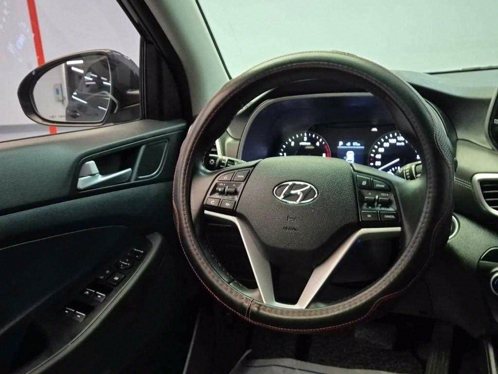 HYUNDAI Tucson - Vista 9