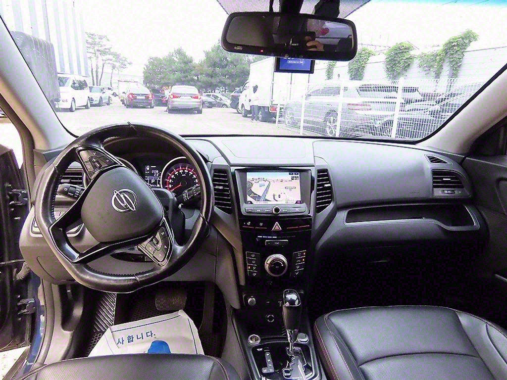 Ssangyong Tivoli - Vista 7