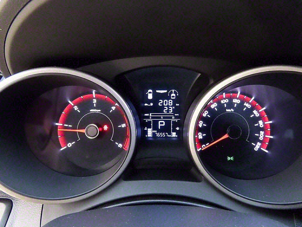 Ssangyong Tivoli - Vista 9