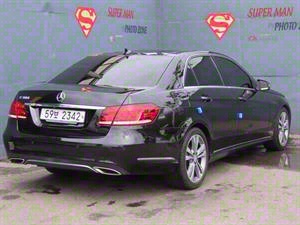 Mercedes Benz E class - Vista 8