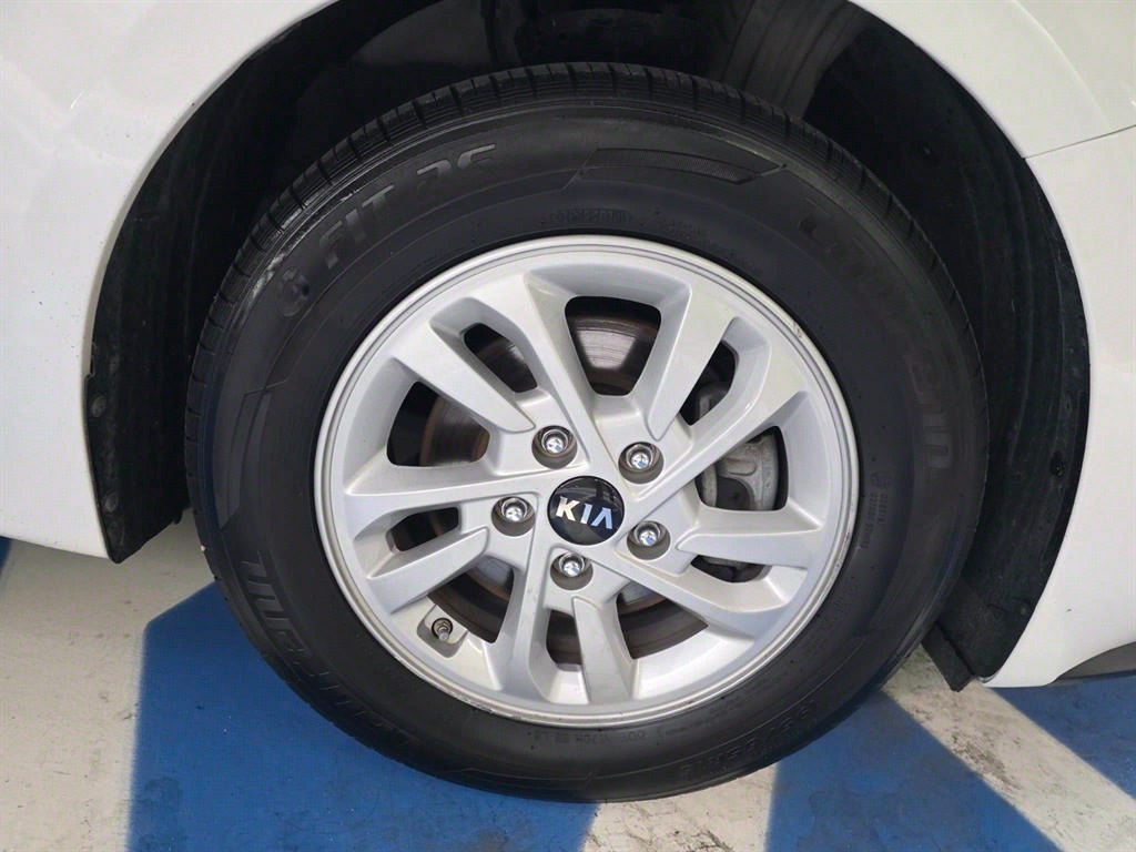 KIA K3 2021 Blanco - Importación desde Corea - HF Imports Iquique - Foto 17