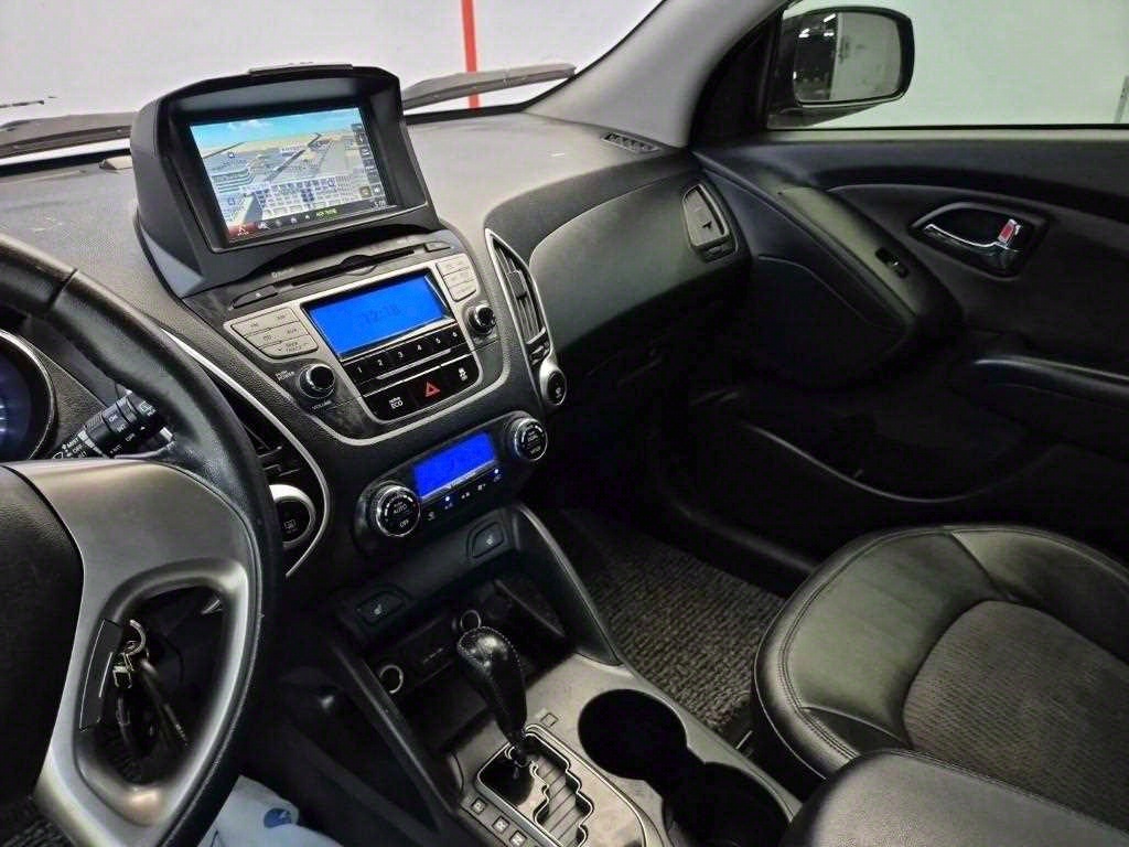 HYUNDAI Tucson - Vista 10