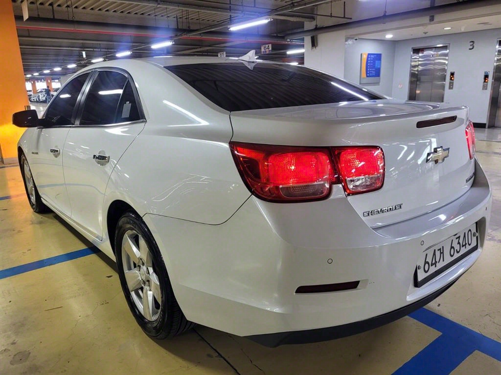 Chevrolet Malibu - Vista 12