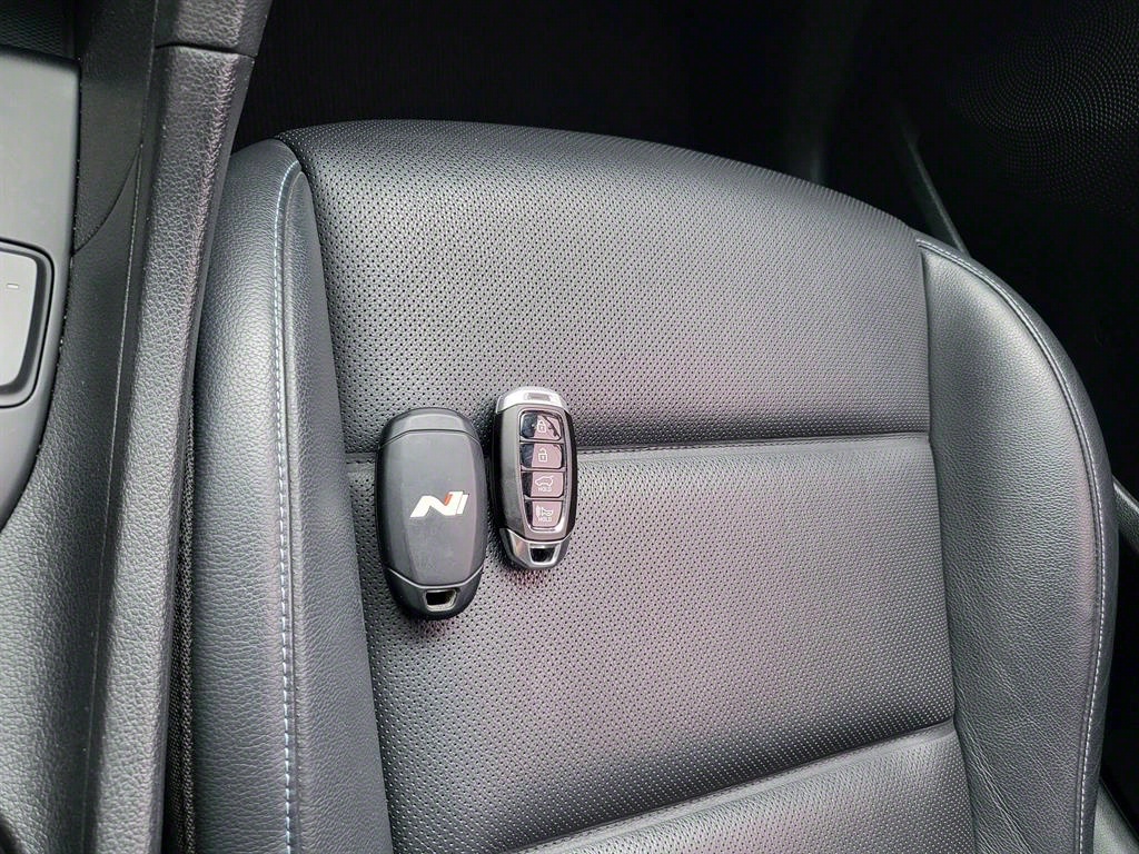 HYUNDAI Veloster - Vista 12