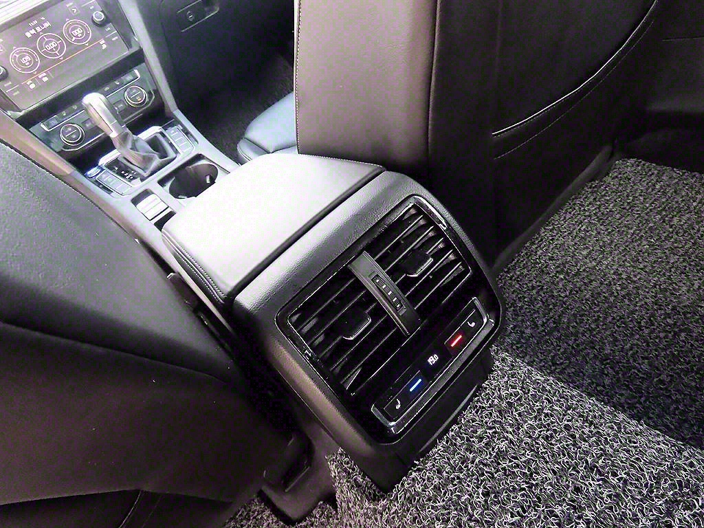 Volkswagen Arteon 2018 Blanco - Importación desde Corea - HF Imports Iquique - Foto 16