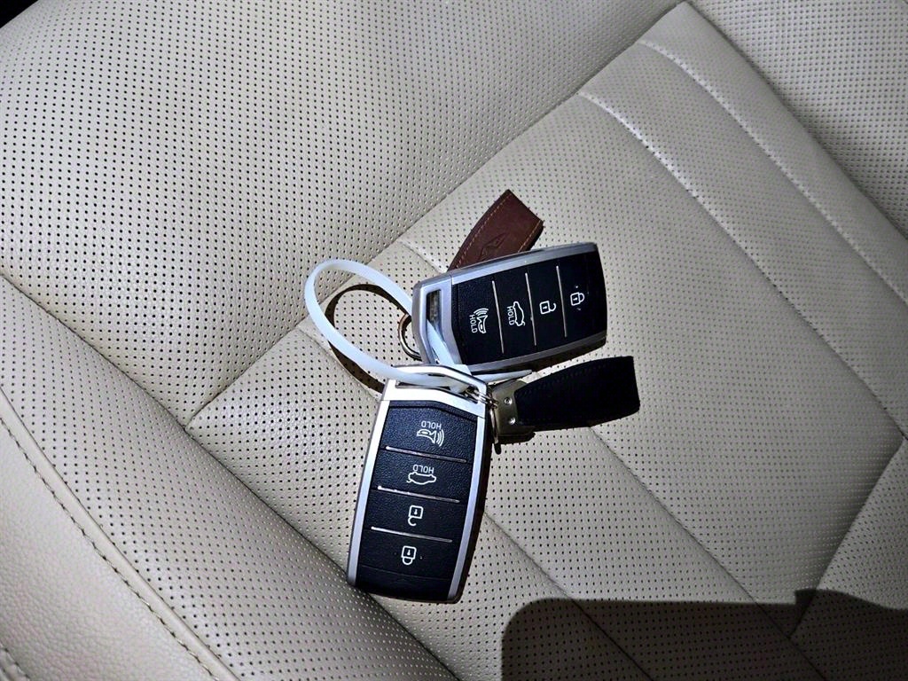 Genesis G80 2017 skyblue - Importación desde Corea - HF Imports Iquique - Foto 14