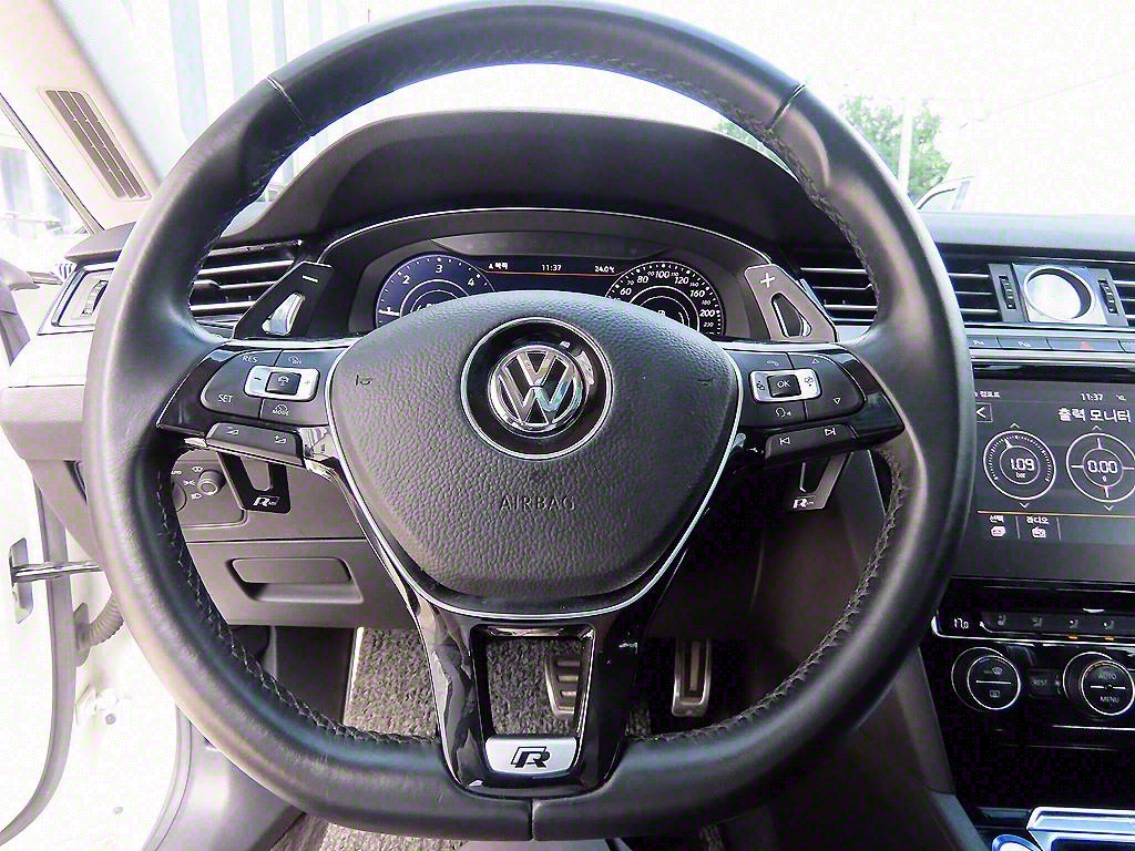 Volkswagen Arteon - Vista 8