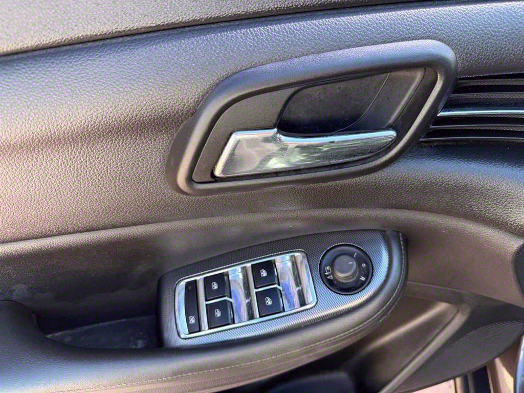 Chevrolet Malibu - Vista 12