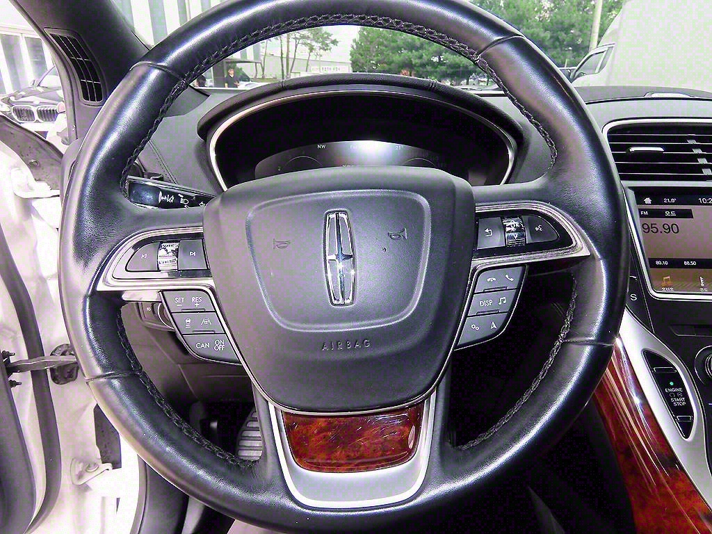 Lincoln Nautilus - Vista 8