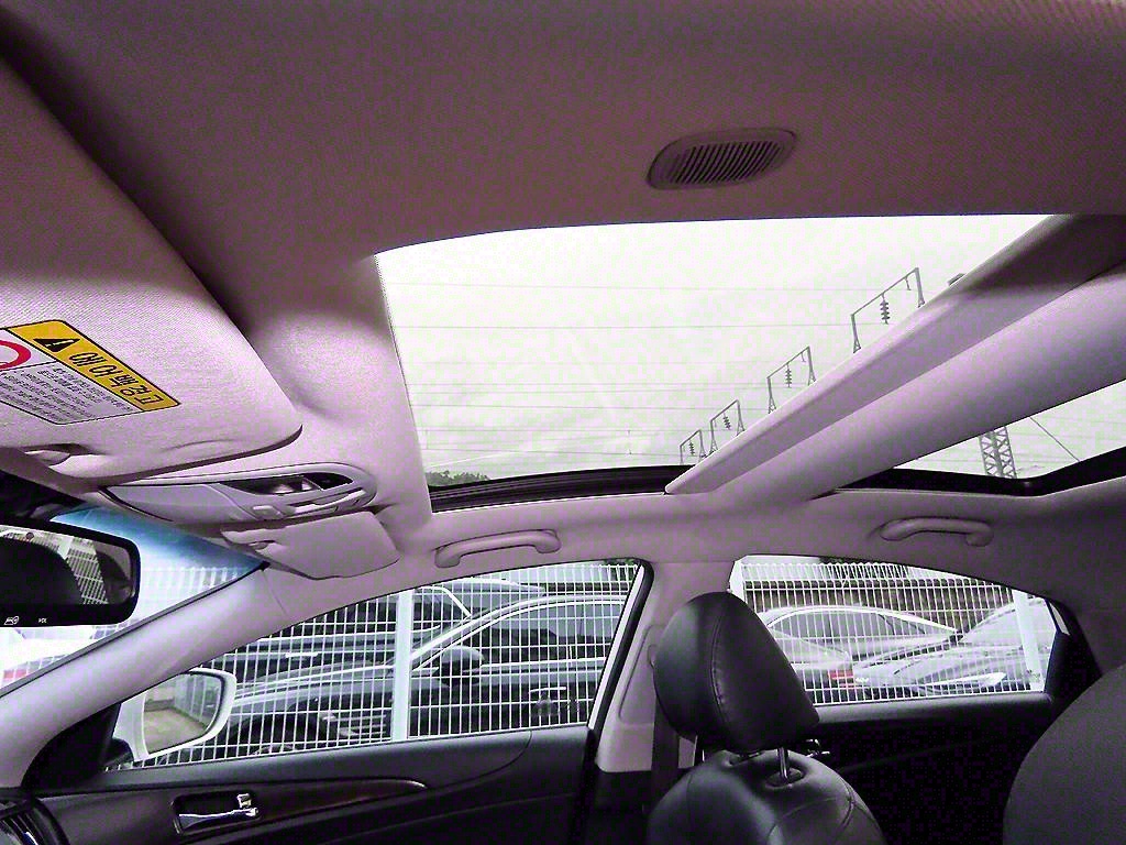 HYUNDAI Sonata 2012 Blanco - Importación desde Corea - HF Imports Iquique - Foto 18